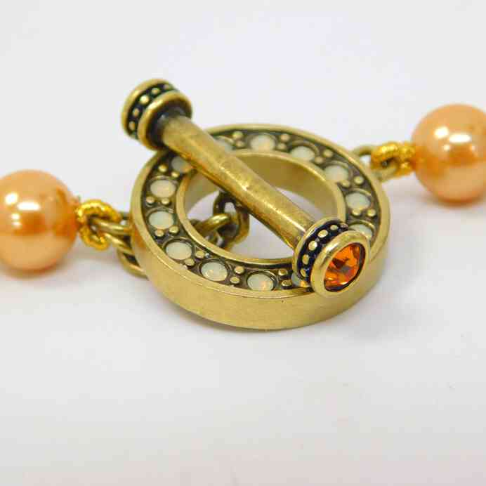 Champagne and Citrine pearls and pendant by Heidi Daus